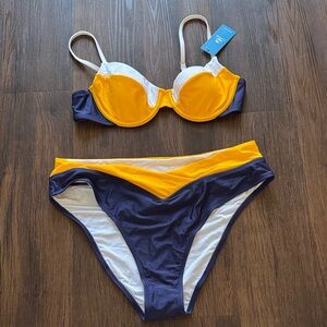 NWT Cupshe Bikini Set (Top-M / Bottom-XL)